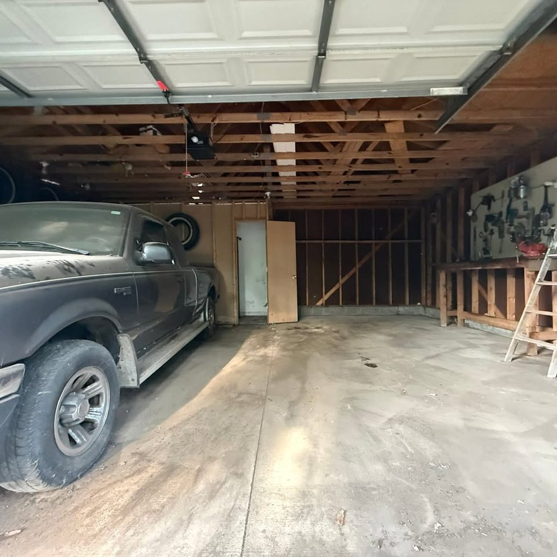 Garage Cleanout in Summit County, OH after